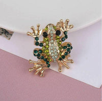 Vintage Look Gold Plated Stunning Frog Brooch Suit Coat Broach Collar Pin B20