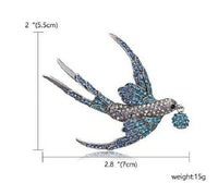 Stunning diamonte silver plated vintage look flying bird christmas brooch pin b6