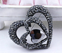 Black heart celebrity love brooch stunning vintage look retro style broach pin