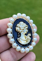 Jubilee Queen Brooch Vintage Look Cameo Beauty Broach Gold Plated Lady Pin K33