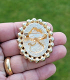 Jubilee Queen Brooch Vintage Look Cameo Beauty Broach Gold Plated Lady Pin K33