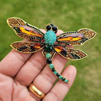 Dragonfly Brooch Vintage Look Queen Broach Gold Silver Plated Celebrity Pin K43