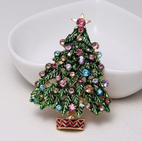 Christmas Tree Brooch Vintage look Gold plated broach Celebrity Queen pin i16