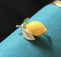 Valentine lemon brooch vintage look celebrity broach gold plated pin ggg89