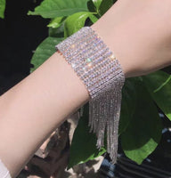 Long tassel bracelet stunning silver plated celebrity design vintage look ggg50