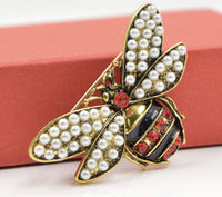 Honey bee brooch gold silver plated stunning diamonte celebrity queen pin u14