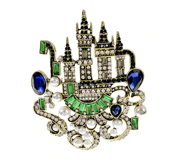 Fairy tale castle brooch vintage look stunning diamonte gold plated pin jjj56