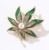 Vintage look gold plated retro maple weed leaf celebrity brooch broach pin jjj32