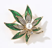 Vintage look gold plated retro maple weed leaf celebrity brooch broach pin jjj32