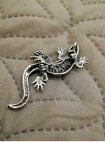 Vintage look silver plated lizard brooch suit coat gecko broach pin collar l14