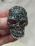 Celebrity skull brooch designer vintage look queen broach silver plated pin g78