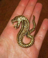 Stunning vintage look gold plated big cobra snake design brooch broach pin b48oc