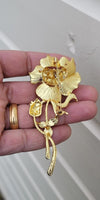 Pink rose brooch lucky vintage look gold plated celebrity broach queen pin s4