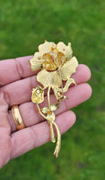 Pink rose brooch lucky vintage look gold plated celebrity broach queen pin s4