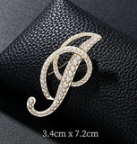 Vintage look gold plated letter faux pearls brooch suit coat broach pin ggg3