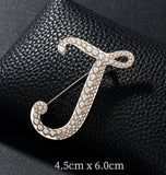 Vintage look gold plated letter faux pearls brooch suit coat broach pin ggg3