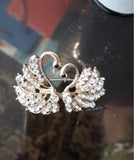 Swan couple broach celebrity lovers brooch vintage look gold plated love pin g76