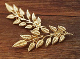 Silver or gold plated leaf pin celebrity shirt collar brooch designer broach b18