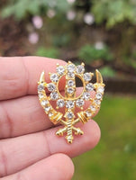 Khanda brooch gold plated stunning diamonte sikh king pin singh kaur broach n1