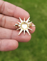 Sun Universe Brooch Vintage Look Gold Plated Celebrity Star Broach Lucky Pin U21