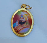 Sikh Guru Nanak Ji Guru Gobind Singh Oval Pendant in Black Evil Shield Thread MM