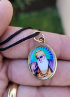 Sikh Guru Nanak Ji Guru Gobind Singh Oval Pendant in Black Evil Shield Thread MM