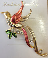 Elegant & Stylish Stunning Diamonte Gold plated Lovely Flying Bird Brooch MMM